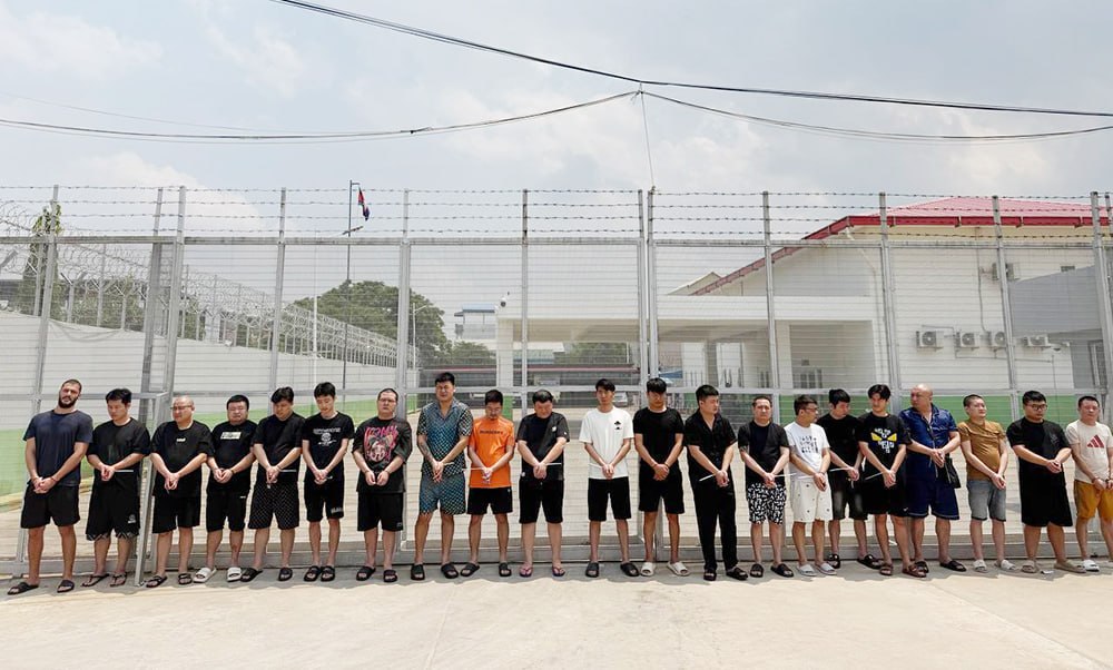 Phnom Penh Court Detains 22 Foreigners, Including 20 Chinese, in Landmark Cybercrime Crackdown